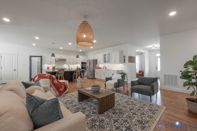 2222 Osborne Hill Dr, Rockville, VA 23146