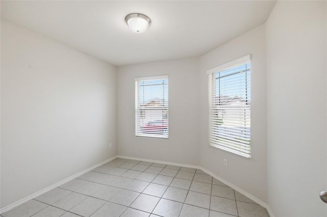 19325 Stokes LN, Pflugerville, TX 78660