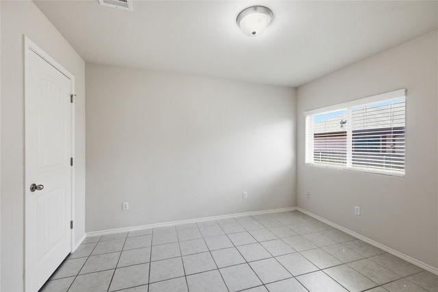 19325 Stokes LN, Pflugerville, TX 78660