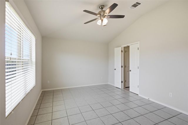 19325 Stokes LN, Pflugerville, TX 78660