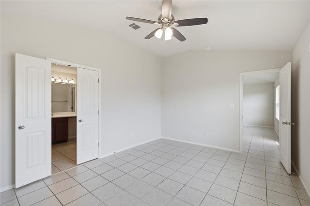 19325 Stokes LN, Pflugerville, TX 78660