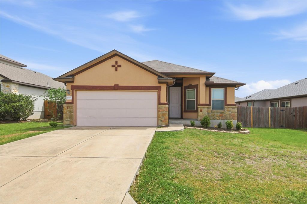 19325 Stokes LN, Pflugerville, TX 78660