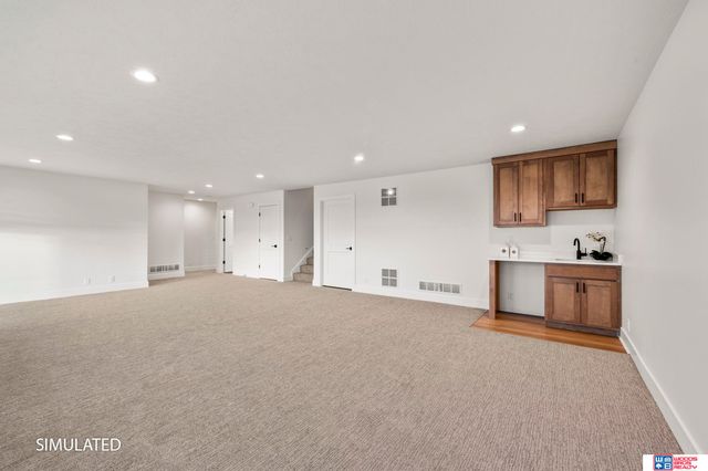 401 N 104th Street, Lincoln, NE 68527