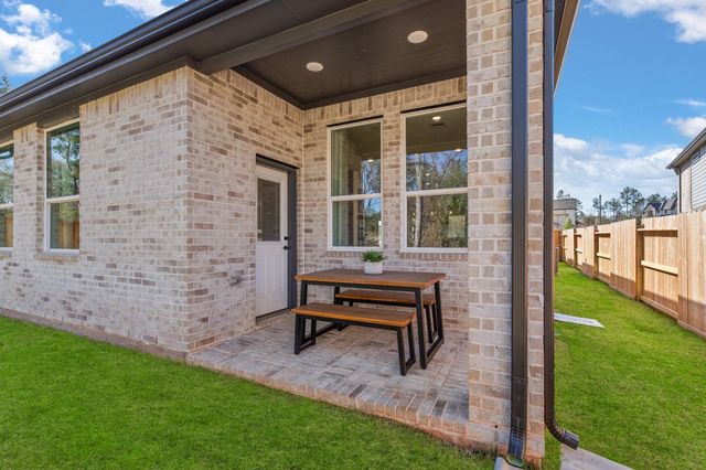 632 Crested Duck Court, Willis, TX 77318