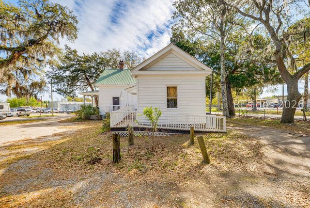 10 Broad River Blvd, Beaufort, SC 29906