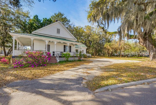 10 Broad River Blvd, Beaufort, SC 29906