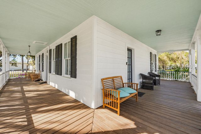 10 Broad River Blvd, Beaufort, SC 29906