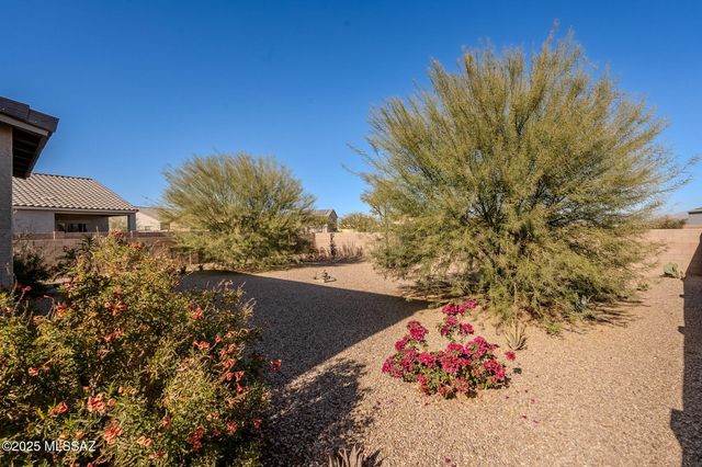 10892 W Claxton Drive, Marana, AZ 85653