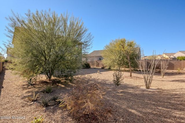 10892 W Claxton Drive, Marana, AZ 85653