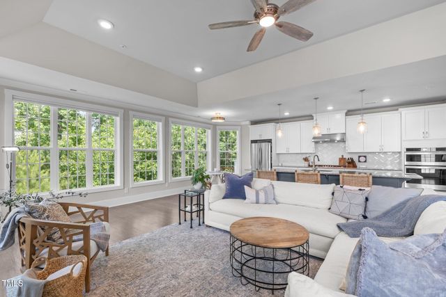 10310 Sablewood Drive 211, Raleigh, NC 27617