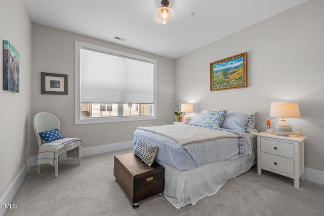 10310 Sablewood Drive 211, Raleigh, NC 27617