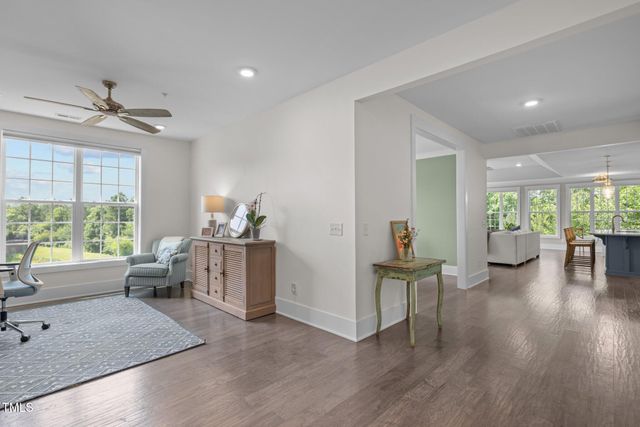 10310 Sablewood Drive 211, Raleigh, NC 27617