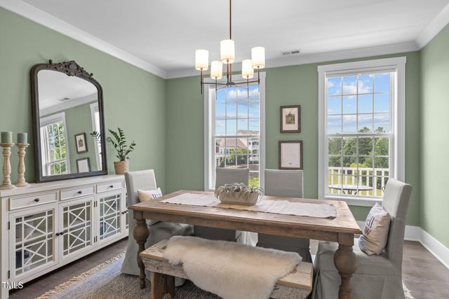 10310 Sablewood Drive 211, Raleigh, NC 27617