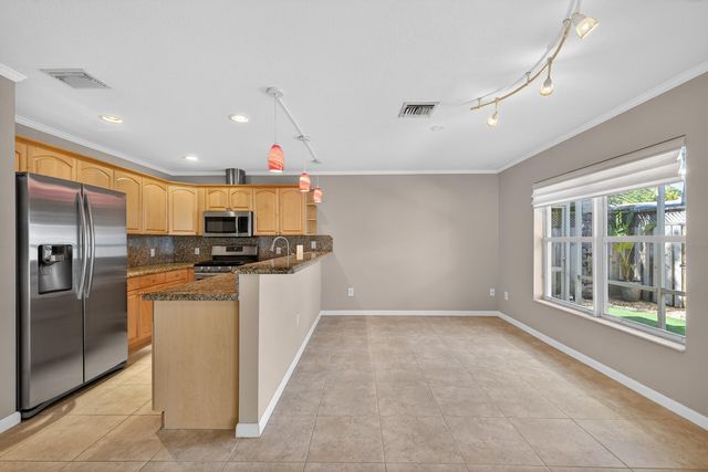 1383 NE 27th Street, Pompano Beach, FL 33064