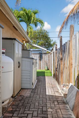 1383 NE 27th Street, Pompano Beach, FL 33064