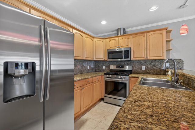 1383 NE 27th Street, Pompano Beach, FL 33064