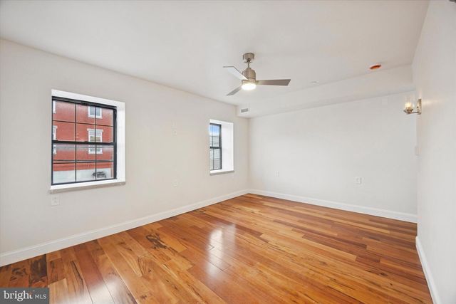 1300 S 6TH ST, Philadelphia, PA 19147