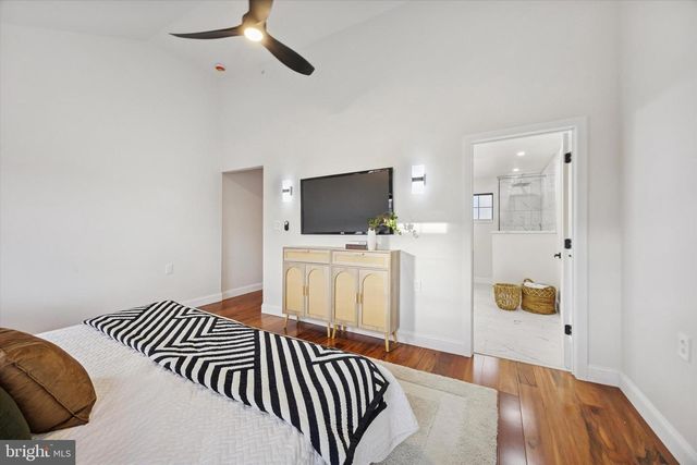 1300 S 6TH ST, Philadelphia, PA 19147