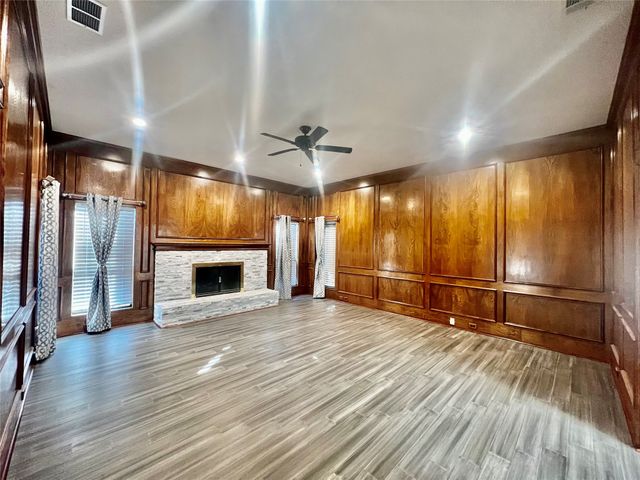 702 Mount Vernon Drive, Richardson, TX 75081