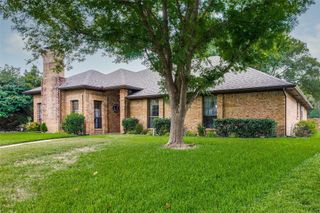 702 Mount Vernon Drive, Richardson, TX 75081