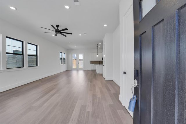 3211 Royal Oaks Hollow Lane, Houston, TX 77082