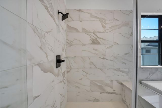 3211 Royal Oaks Hollow Lane, Houston, TX 77082