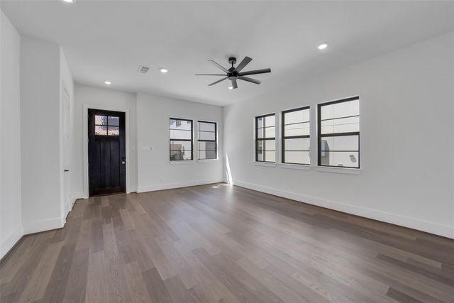 3211 Royal Oaks Hollow Lane, Houston, TX 77082