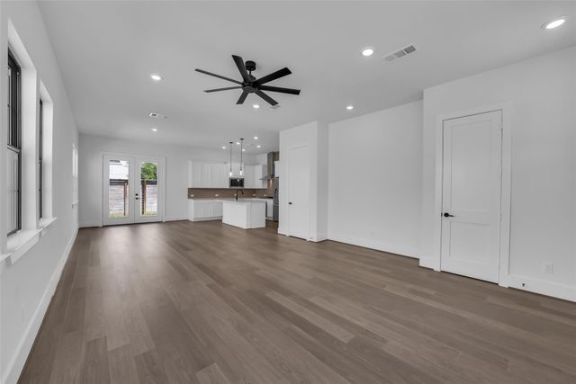 3211 Royal Oaks Hollow Lane, Houston, TX 77082