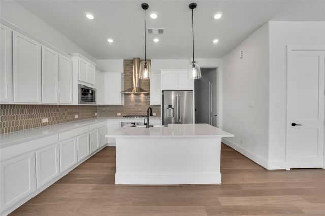 3211 Royal Oaks Hollow Lane, Houston, TX 77082