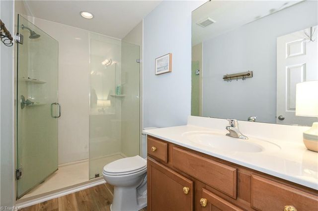 846 Jarman Drive, Greensboro, NC 27282