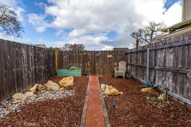 53 8th Street, Templeton, CA 93465