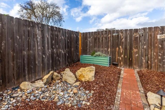 53 8th Street, Templeton, CA 93465