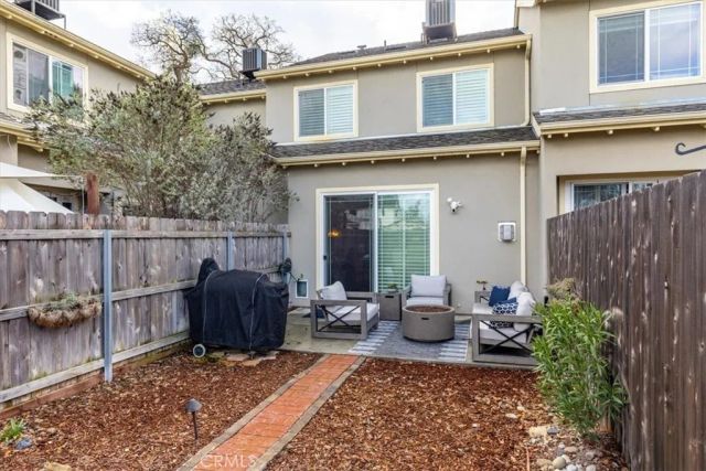 53 8th Street, Templeton, CA 93465