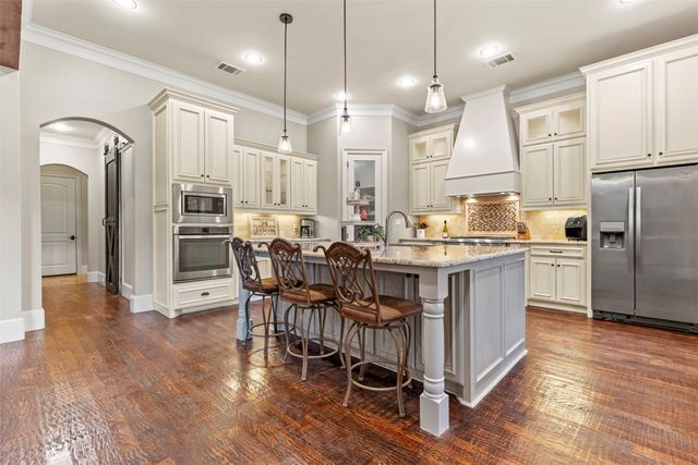 2513 Silverado Trail, Sherman, TX 75092