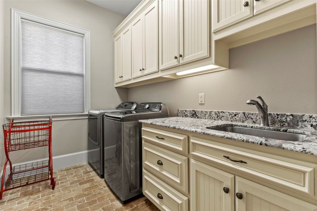 2513 Silverado Trail, Sherman, TX 75092