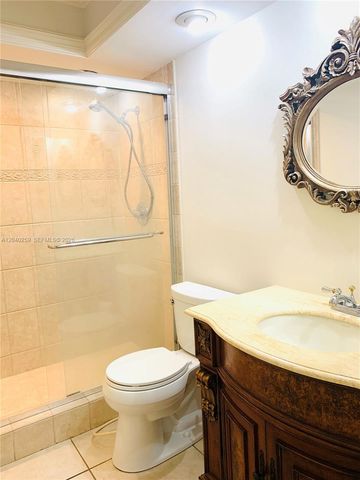 15187 W Loch Isle Drive W 15187, Miami Lakes, FL 33014
