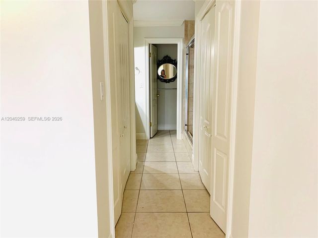 15187 W Loch Isle Drive W 15187, Miami Lakes, FL 33014