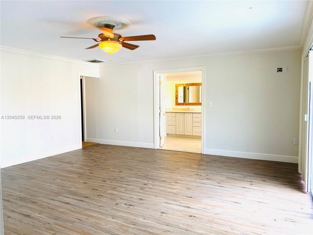 15187 W Loch Isle Drive W 15187, Miami Lakes, FL 33014