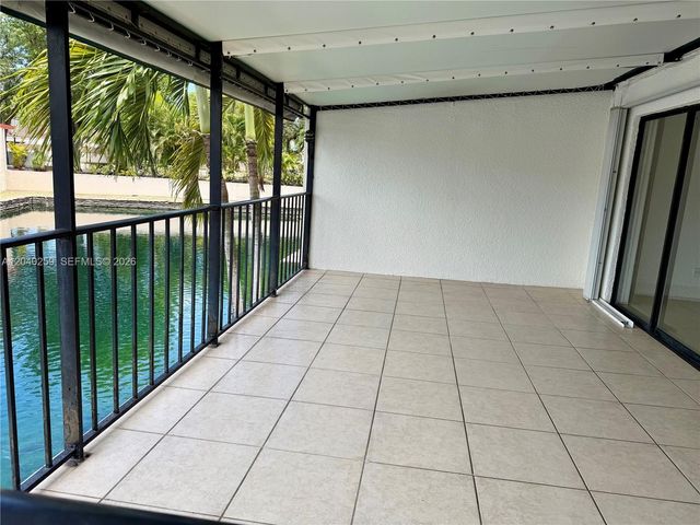 15187 W Loch Isle Drive W 15187, Miami Lakes, FL 33014