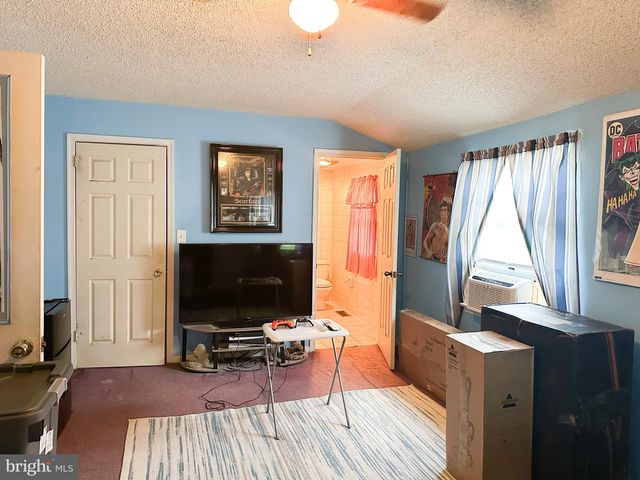 502 N WEST AVE, Vineland, NJ 08360