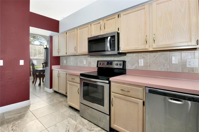 1181 COUNTRYWIND DRIVE, Apopka, FL 32703