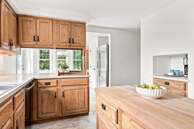 247 Middle Winchendon Road, Rindge, NH 03461