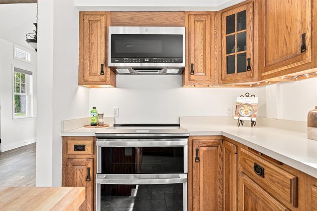 247 Middle Winchendon Road, Rindge, NH 03461