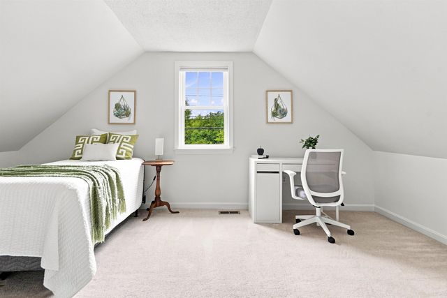 247 Middle Winchendon Road, Rindge, NH 03461