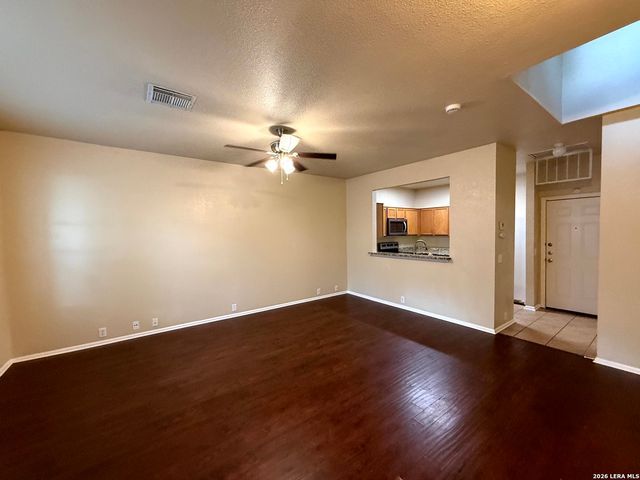 13516 Bristow Dawn, San Antonio, TX 78217