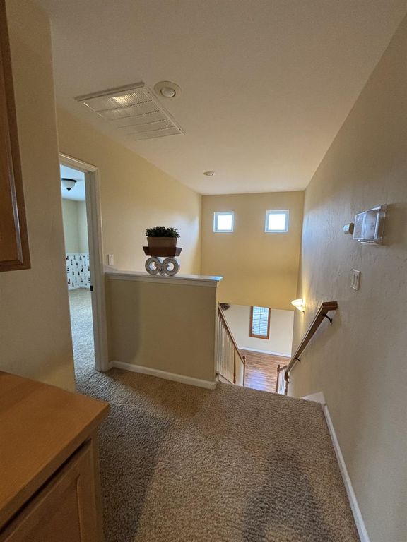 Image 19 of property listing at 5586 E Atchison Street, Fresno, CA 93727