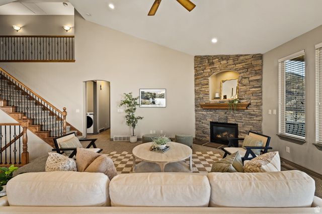 14132 S CANYON VISTA LN, Draper, UT 84020