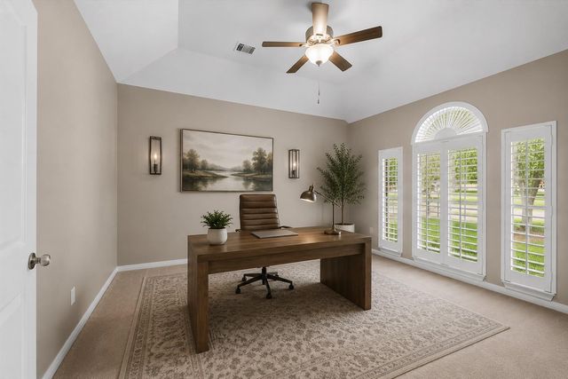 302 Le Doux Oaks, League City, TX 77573