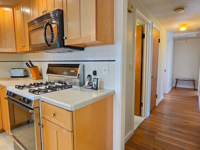 55 Pine Hill Rd, Ashland, MA 01721
