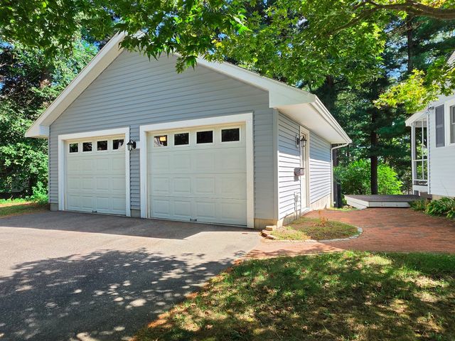 55 Pine Hill Rd, Ashland, MA 01721